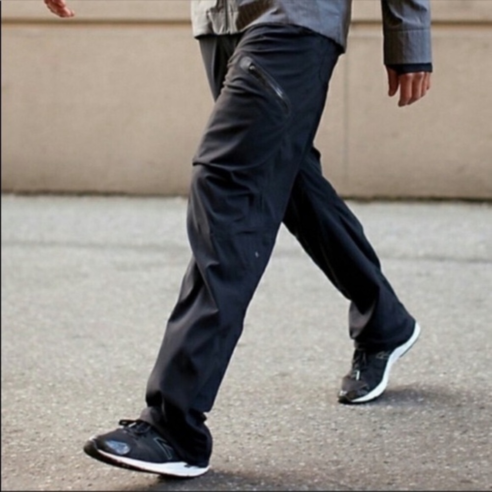 Lululemon Men's Dance Studio Pants Black Size Medium